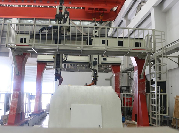 裝甲車(chē)車(chē)體雙龍門(mén)焊接系統(tǒng)